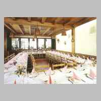 59-09-1123 5. Kirchspieltreffen 2003. Der Festsaal im Gasthof -Gruener Baum- in Dittigheim..JPG